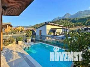 Дом 220м², 2-этажный, участок 7 сот.  