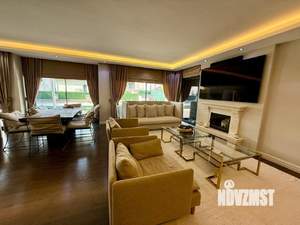 Коттедж 190м², 2-этажный, участок 5 сот.  