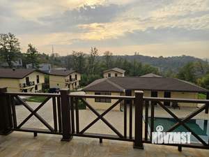 Коттедж 180м², 2-этажный, участок 5 сот.  