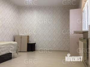 Дом 250м², 3-этажный, участок 5 сот.  