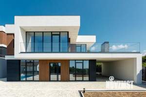 Дом 106м&sup2;, 2-этажный, участок 6 сот.  