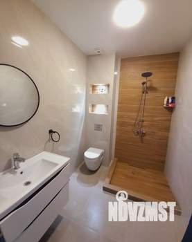 Коттедж 330м², 2-этажный, участок 5 сот.  