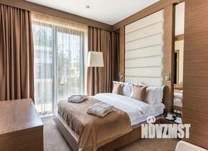 Коттедж 440м², 2-этажный, участок 12 сот.  