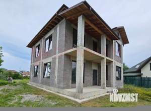 Дом 270м&sup2;, 2-этажный, участок 7 сот.  