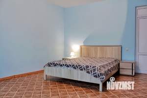 Коттедж 499м², 2-этажный, участок 9 сот.  
