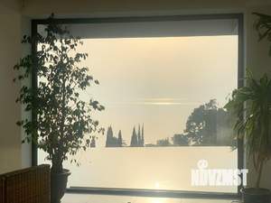 Коттедж 520м², 3-этажный, участок 5 сот.  