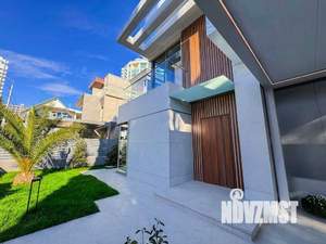 Дом 320м², 2-этажный, участок 6 сот.  