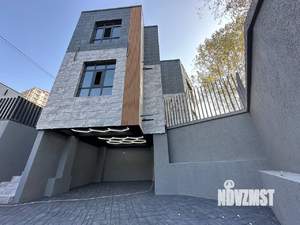 Коттедж 200м², 2-этажный, участок 4 сот.  