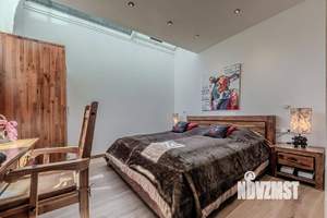 Коттедж 300м², 2-этажный, участок 8 сот.  