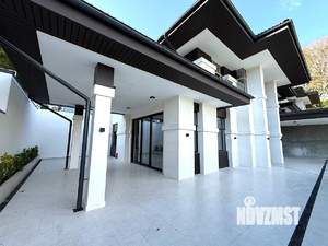 Дом 290м², 2-этажный, участок 8 сот.  