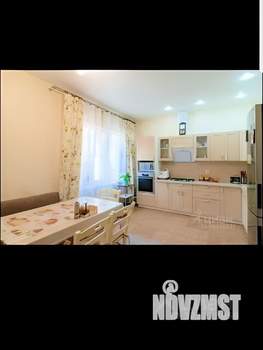 Дом 180м², 2-этажный, участок 8 сот.  