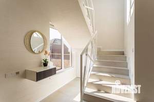 Дом 165м², 2-этажный, участок 4 сот.  