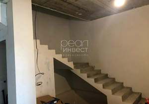 Дом 650м², 3-этажный, участок 12 сот.  