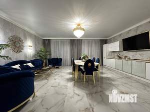 Дом 240м², 3-этажный, участок 5 сот.  