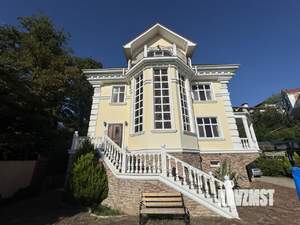 Дом 515м², 3-этажный, участок 11 сот.  