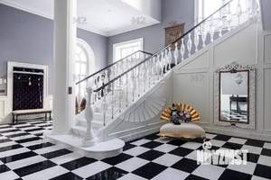 Дом 1000м², 3-этажный, участок 25 сот.  