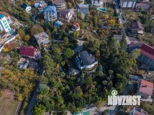 Дом 315м², 3-этажный, участок 31 сот.  