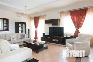 Коттедж 350м², 2-этажный, участок 7 сот.  