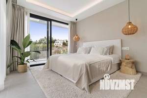 Дом 310м², 3-этажный, участок 270 сот.  