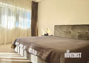 Дом 230м², 2-этажный, участок 11 сот.  