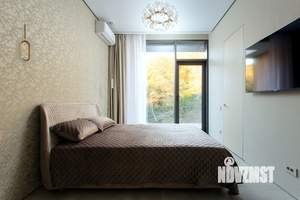 Дом 350м², 2-этажный, участок 10 сот.  