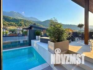 Дом 220м², 2-этажный, участок 7 сот.  