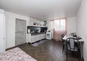 Дом 100м², 3-этажный, участок 6 сот.  