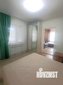 Коттедж 180м², 23-этажный, участок 7 сот.  