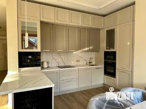 Коттедж 280м², 2-этажный, участок 6 сот.  