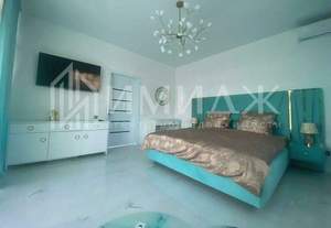 Дом 370м², 2-этажный, участок 8 сот.  
