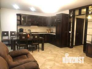 Дом 160м², 2-этажный, участок 5 сот.  