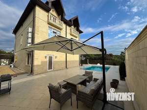 Дом 360м&sup2;, 2-этажный, участок 11 сот.  