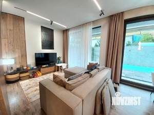 Дом 141м², 3-этажный, участок 3 сот.  