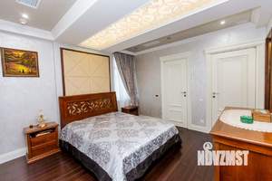 Дом 470м², 2-этажный, участок 23 сот.  