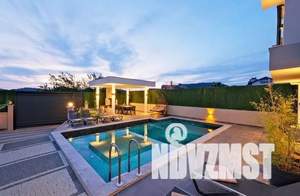 Дом 190м², 2-этажный, участок 8 сот.  