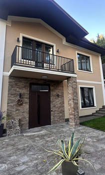 Дом 210м², 2-этажный, участок 6 сот.  