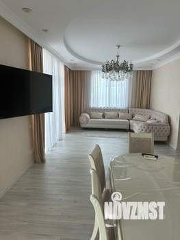 Дом 279м², 2-этажный, участок 348 сот.  