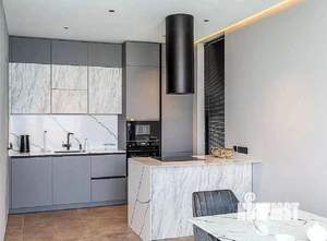 Дом 250м², 2-этажный, участок 6 сот.  