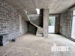 Дом 193м², 3-этажный, участок 4 сот.  