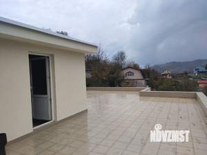 Коттедж 328м², 3-этажный, участок 6 сот.  