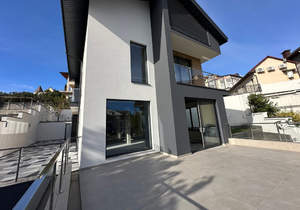 Дом 340м², 3-этажный, участок 6 сот.  