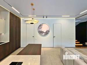 Дом 350м², 2-этажный, участок 10 сот.  