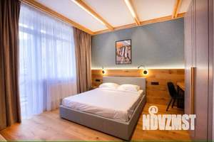 Коттедж 204м², 3-этажный, участок 3 сот.  