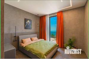 Дом 280м², 2-этажный, участок 8 сот.  