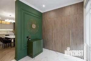 Дом 200м&sup2;, 2-этажный, участок 7 сот.  