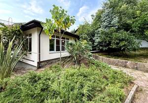 Дом 300м², 4-этажный, участок 12 сот.  