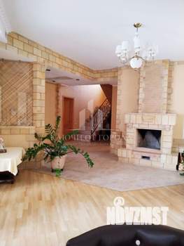 Коттедж 550м², 3-этажный, участок 5 сот.  