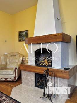 Коттедж 290м², 3-этажный, участок 5 сот.  