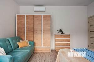 Дом 200м&sup2;, 2-этажный, участок 5 сот.  