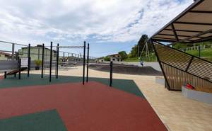 Дом 89м&sup2;, 3-этажный, участок 1 сот.  